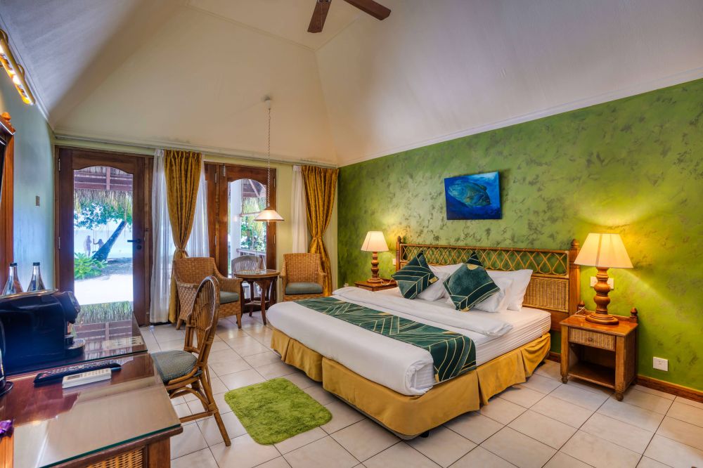 Premium Beach, Fihalhohi Maldives 4*