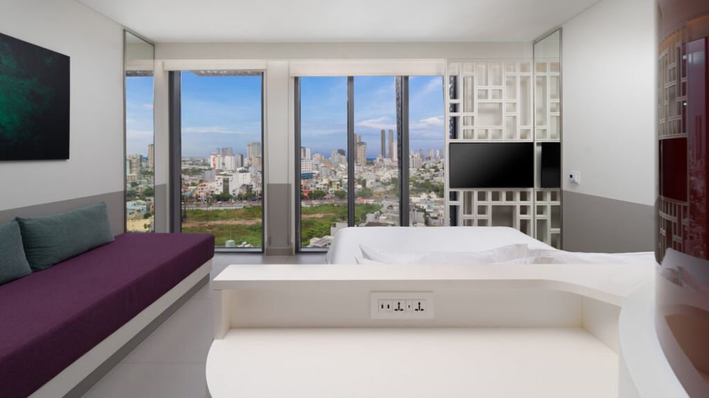 Wink Luxe, Wink Icon Hotel Danang Riverside 5*