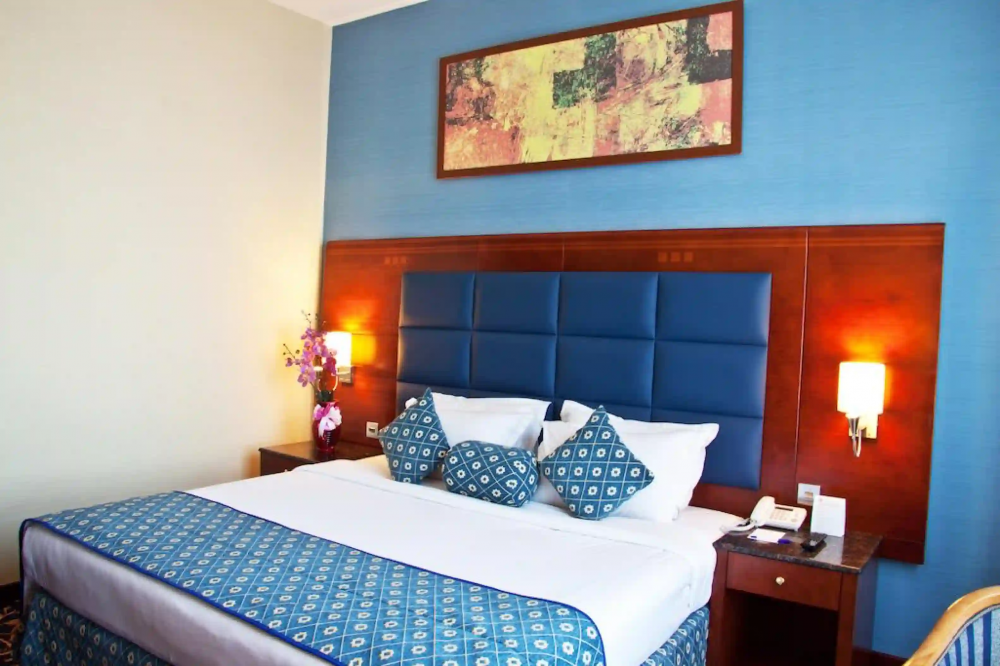 Standard Room (King/Twin), Ramee Rose Hotel 4*