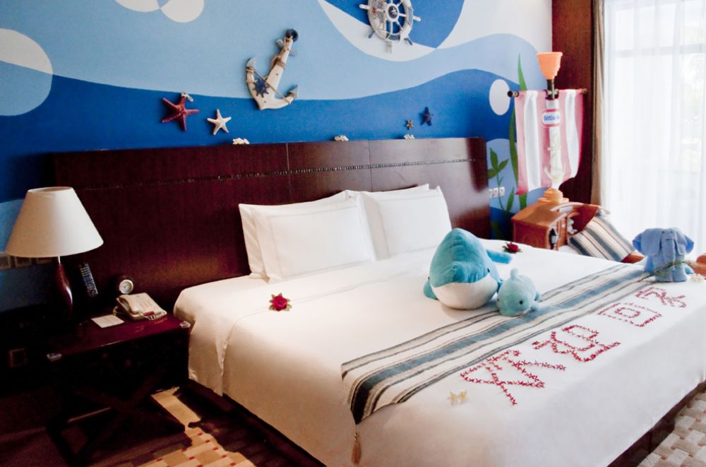 Deluxe Family Room with children's pool, Grand Metropark Resort Sanya 5*