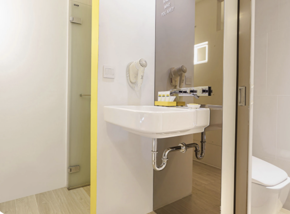 Mood L, Mood Hotel (ex. A-One Star Hotel) 3*