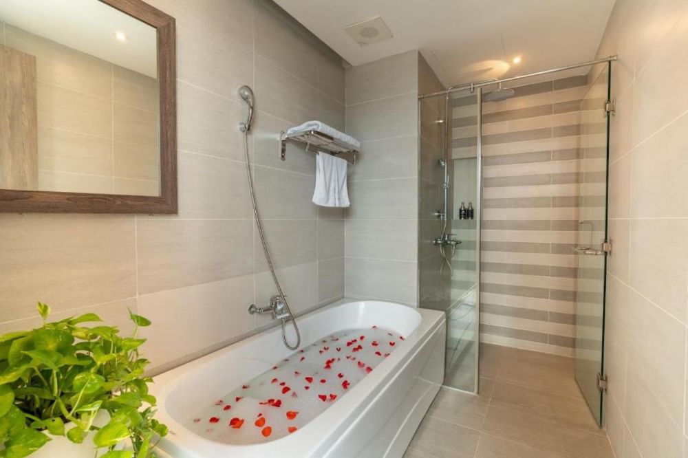 Suite, Areca Hotel Nha Trang 4*