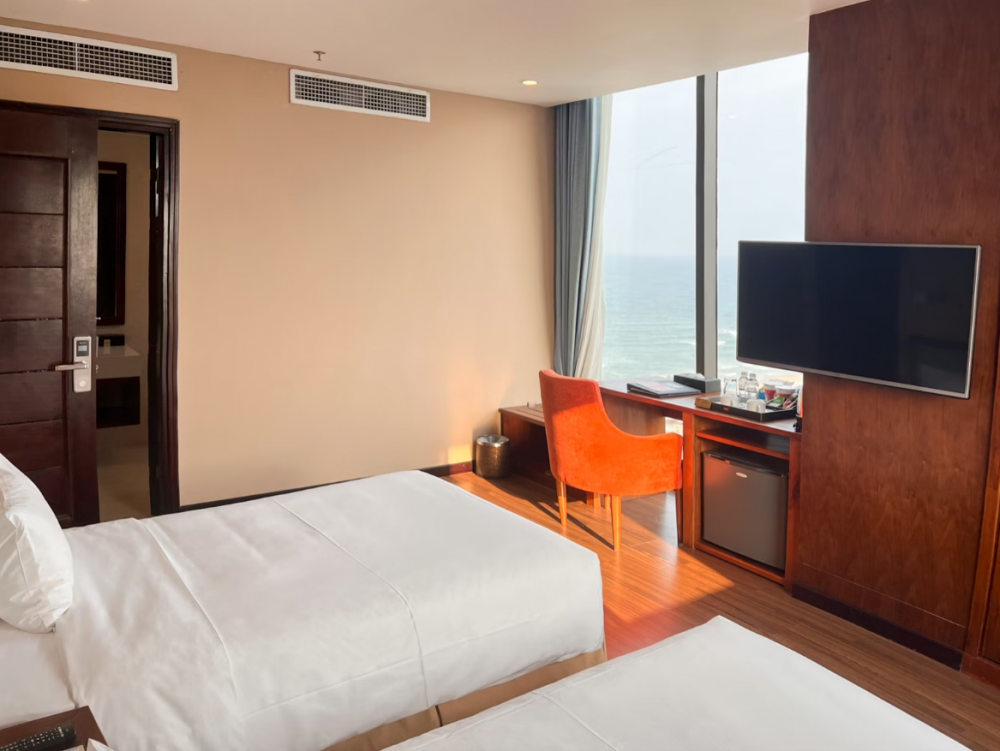 Yarra Room, Yarra Ocean Suites Danang 4*