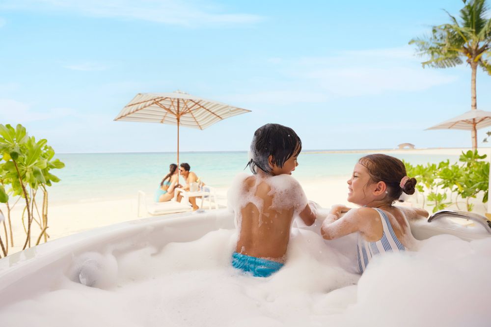 Mirage Beachfront Room with Jacuzzi, Centara Mirage Lagoon Maldives 4*