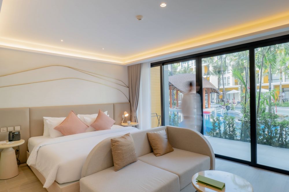Grand Deluxe Pool Plus (Building 2), Wyndham Garden Naithon Phuket 5*