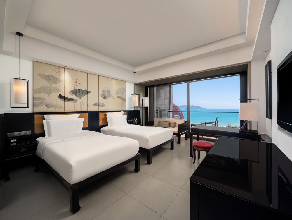 Executive Deluxe Ocean View Room, Pullman Ocean View Sanya Bay Resort & Spa 5*