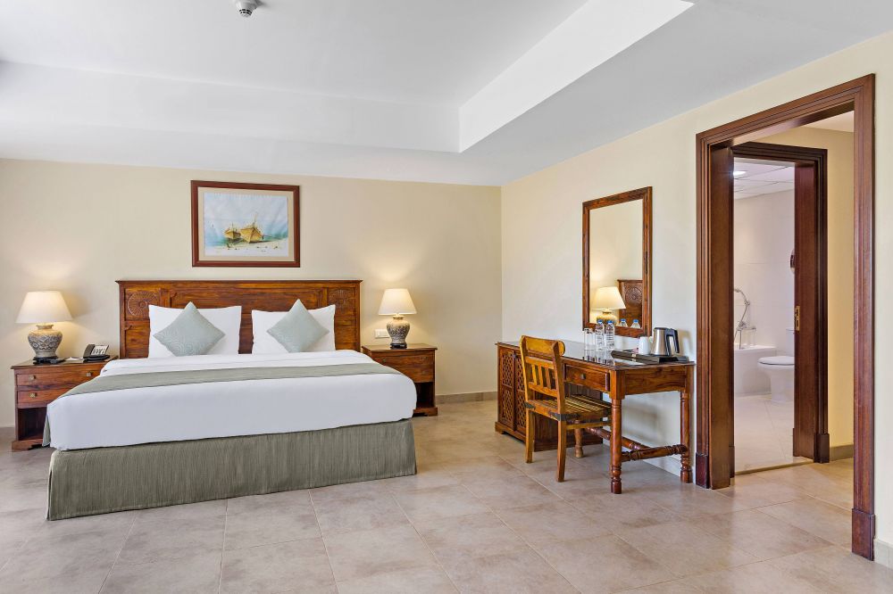 Junior Suite, Al Hamra Village 4*