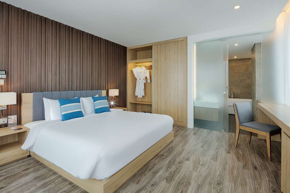 Executive Residence, Belle Maison Parosand 4*