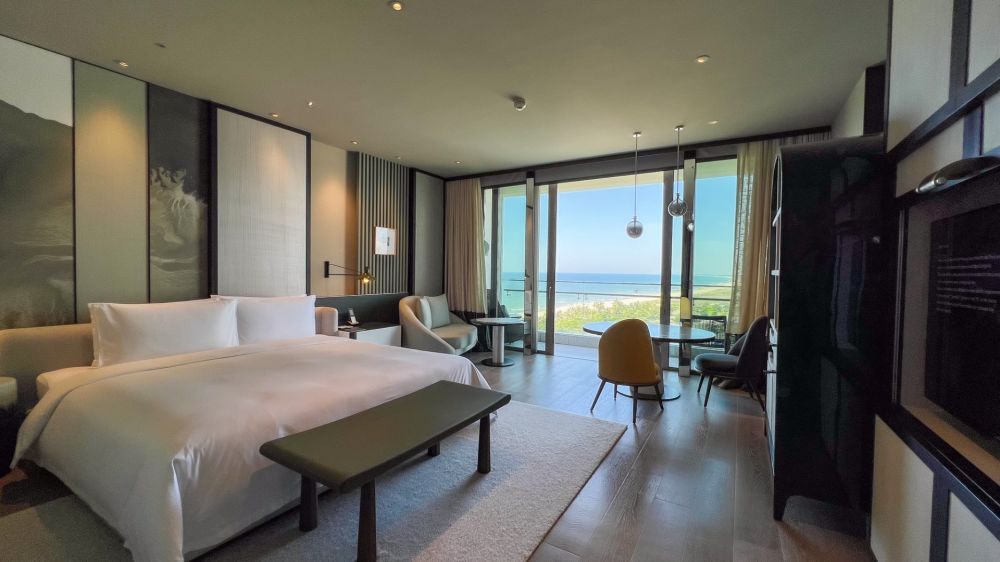 Premier OV, New World Hoiana Beach Resort 5*