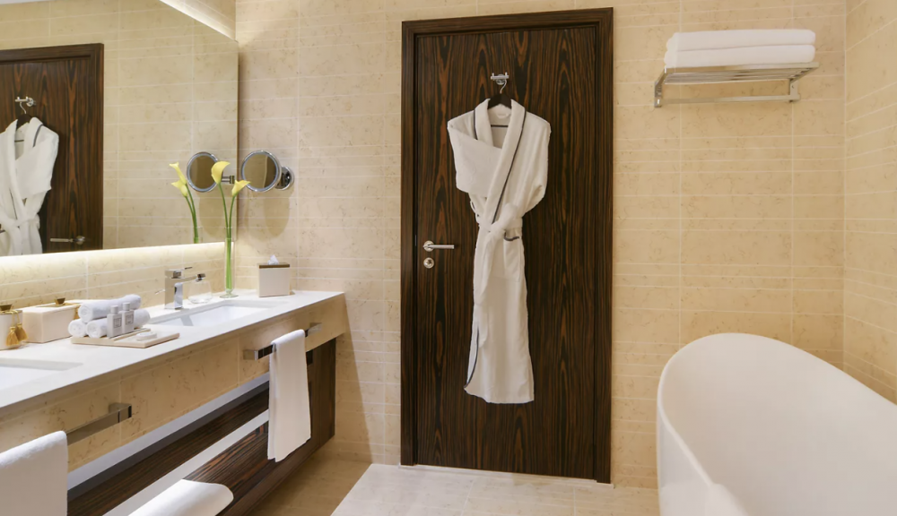 Luxury Club, Sofitel Dubai The Obelisk 5*