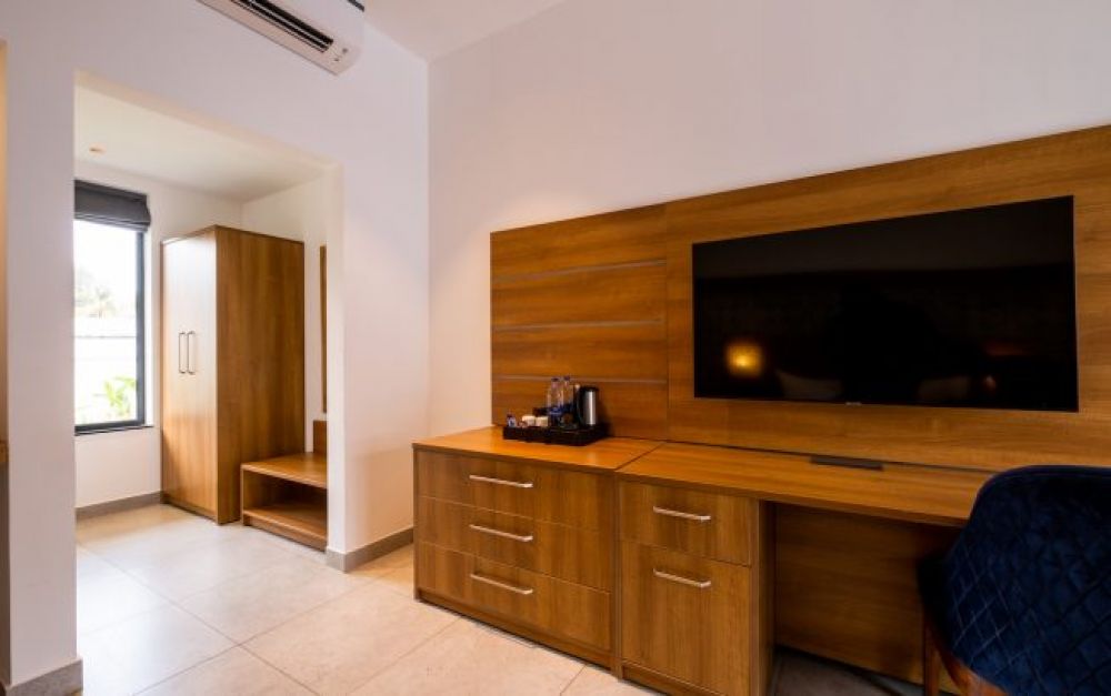 Deluxe Room New Wing, Chalston Beach Resort 3+