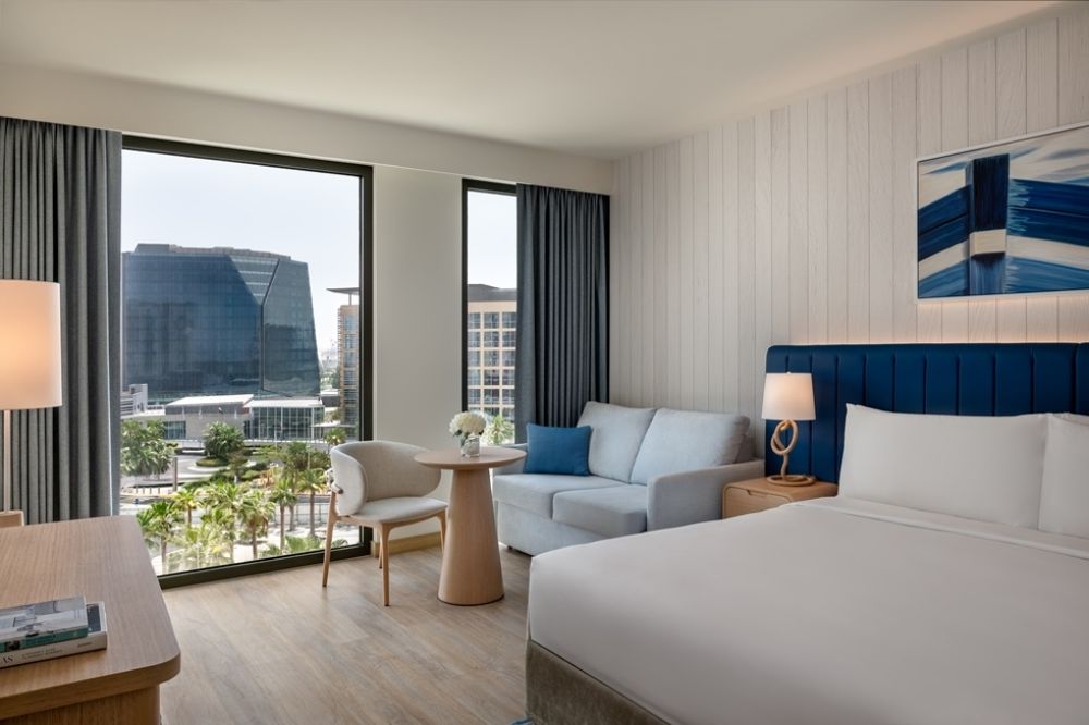 Standard Plaza View, Crowne Plaza Abu Dhabi Yas Island 4*