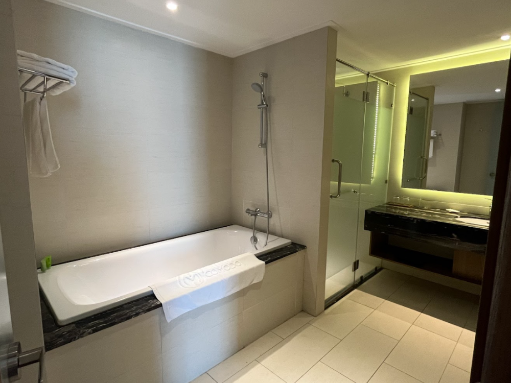 Comodo Luxury Suite 3 PAX, Comodo Nha Trang 5*