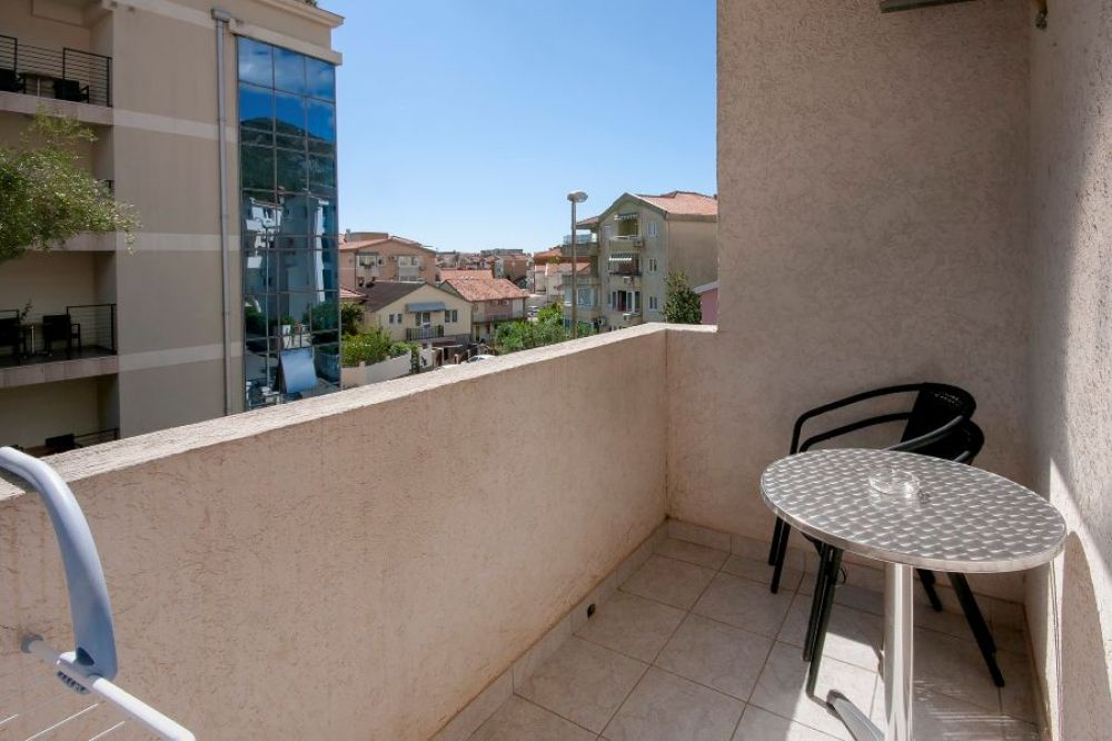 DBL/TWIN, Mare Apartments 3*