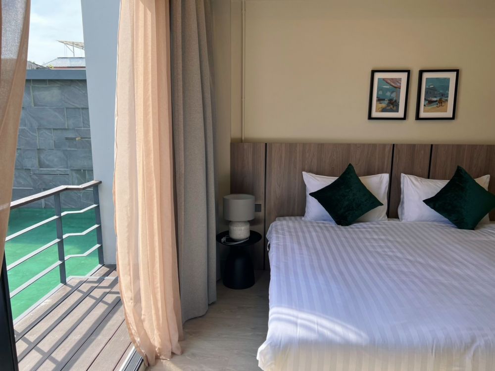 Premium Deluxe Room, Karon Boutique 3*