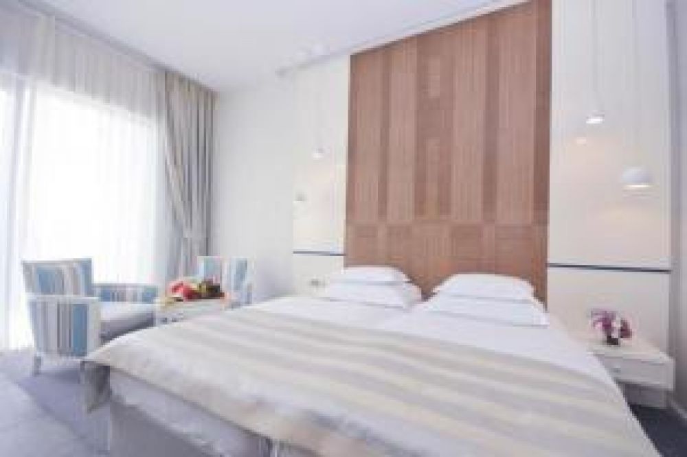Standart, Bracera 4*