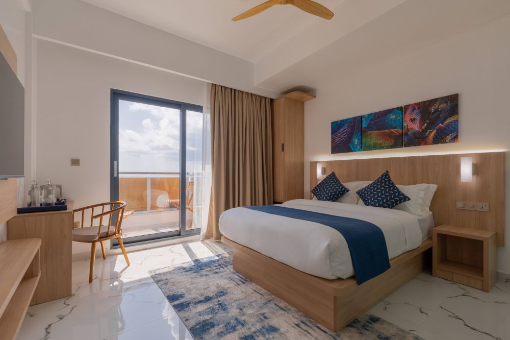 Deluxe Seaview with Mini Balcony, Arrival Beach & SPA 