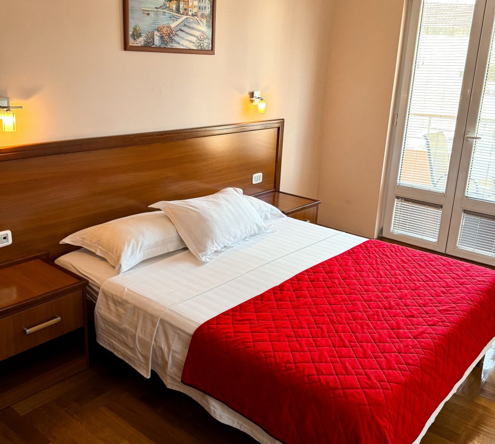 DBL room, Harmonia Budva 3*