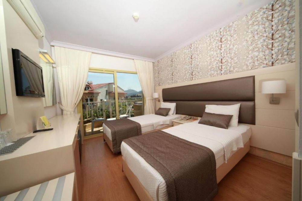 Standard Room, Grand Faros Hotel 4*
