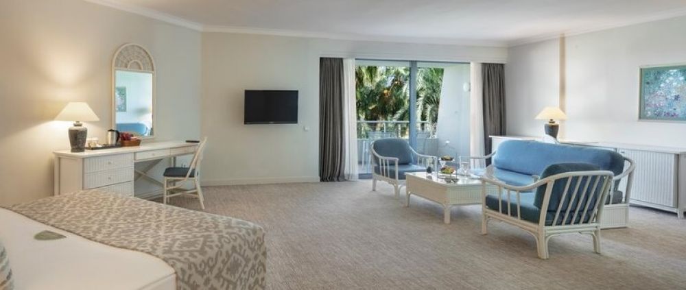 Junior Suite Room, Mirage Park Resort 5*
