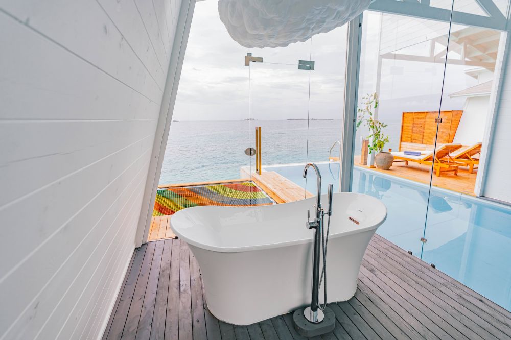 Odi Water Villa with Private Pool, Oaga Art Resort 5*