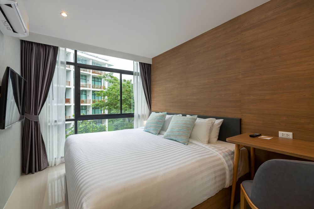 Family Suite with Outdoor Bathtub (Main Building), Wyndham Garden Naithon Phuket 5*