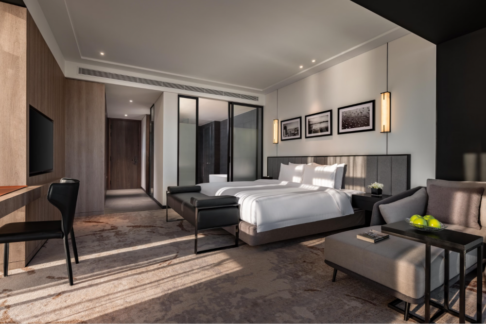 Premium, Crowne Plaza Danang City Center 5*