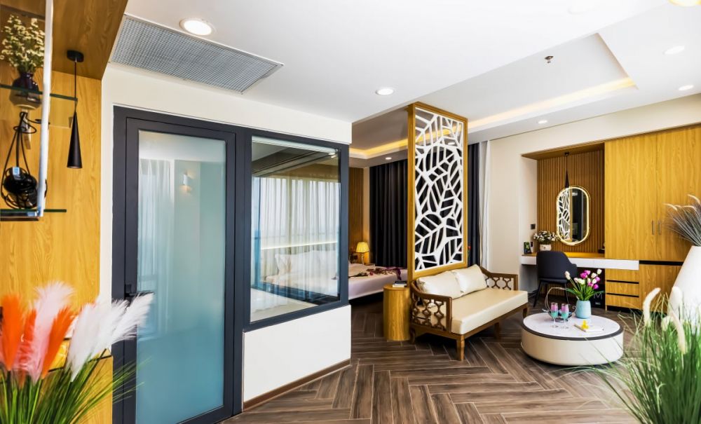 Executive Suite CV/OV with Balcony, Daystar Hotel Phu Quoc 4*
