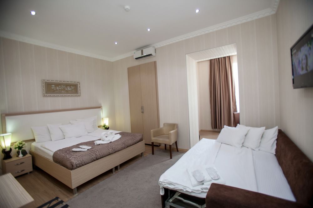 Family Room, Rustaveli Palace 4*