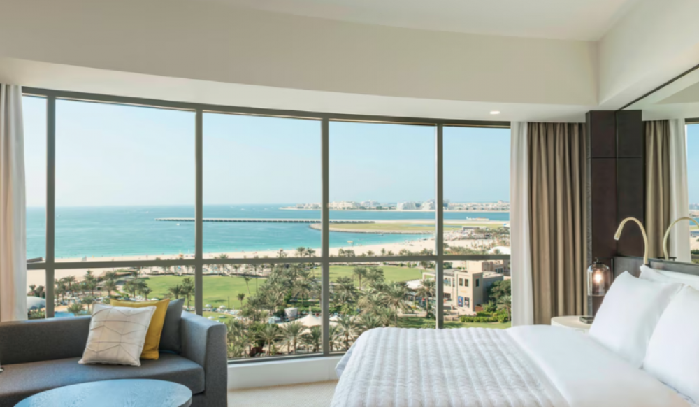 Deluxe Suite, Le Royal Meridien Beach Resort & SPA 5*