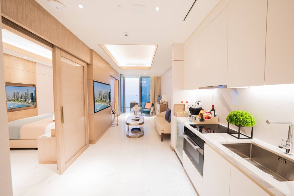 1 BED | Skyline Suite w/Pool, Five Luxe JBR 5*