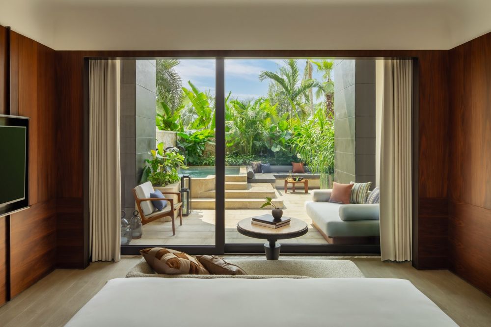 1 King 1 Bunk 1Bedroom Suite Private Plunge Pool, Kimpton Hainan Aqeos 5*
