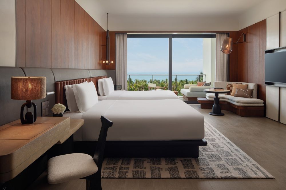 Queen/ Double Essential Ocean View Kids Theme, Kimpton Hainan Aqeos 5*