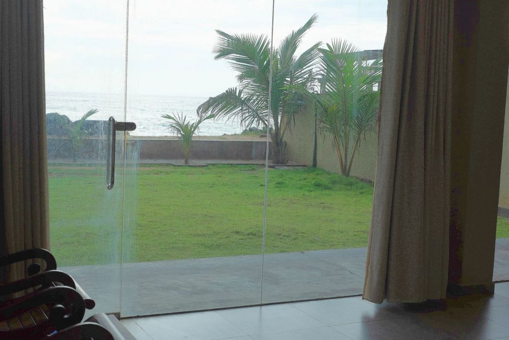 Family Sea View Villa with Mini Kitchen, Blue Wave Beach Villa 2*