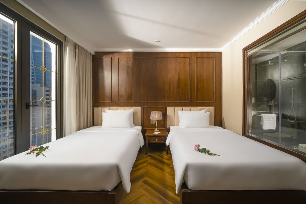 Deluxe, Golden Lotus Luxury 4*