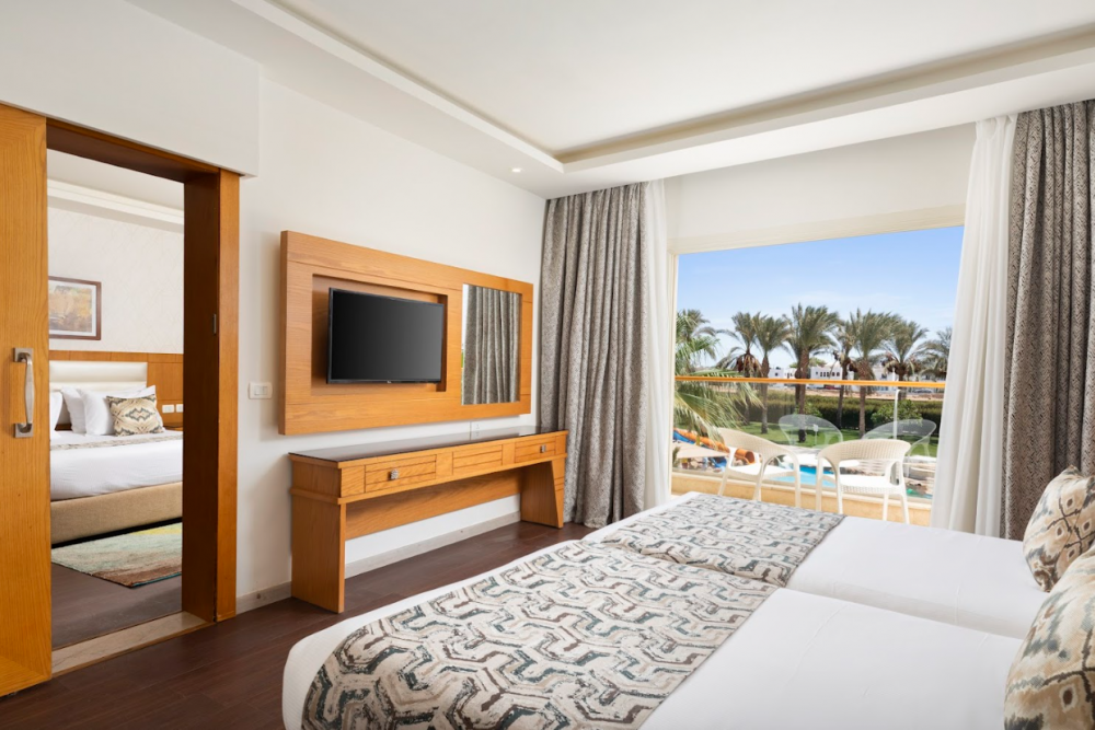 Family 2 Bedrooms Small/Large, Albatros Aqua Blue Resort Sharm 4*