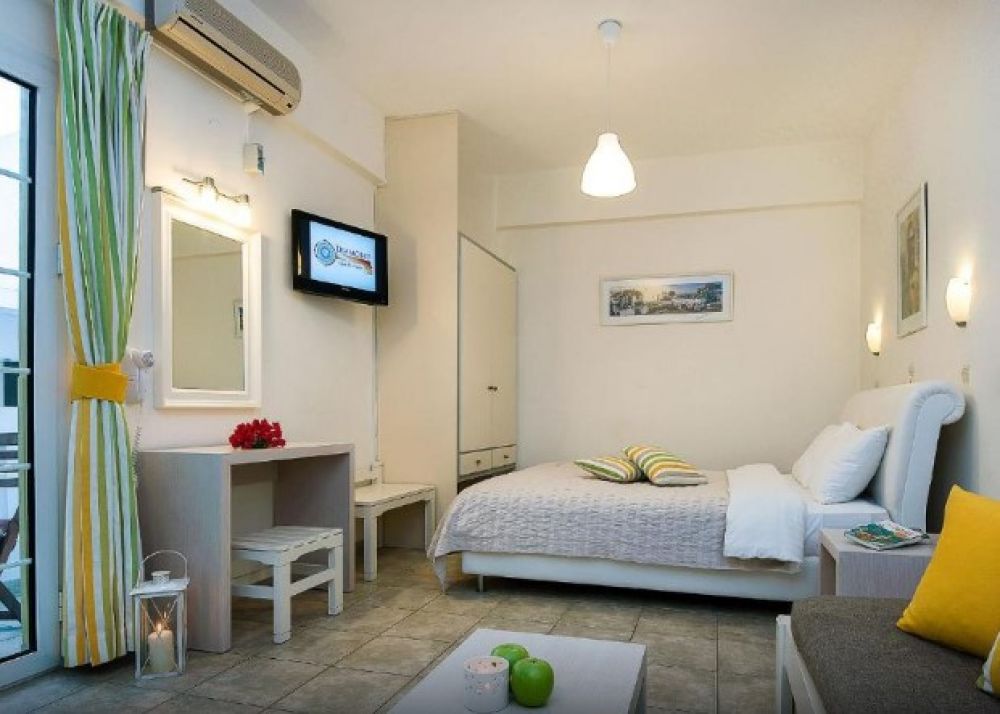 Junior Suite, Diamond Apartments & Suites 3*