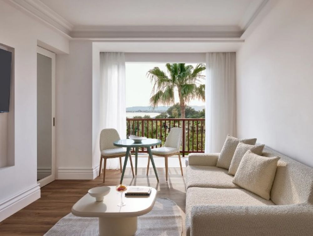 Deluxe Family Suite, Grecotel Filoxenia Hotel 4*