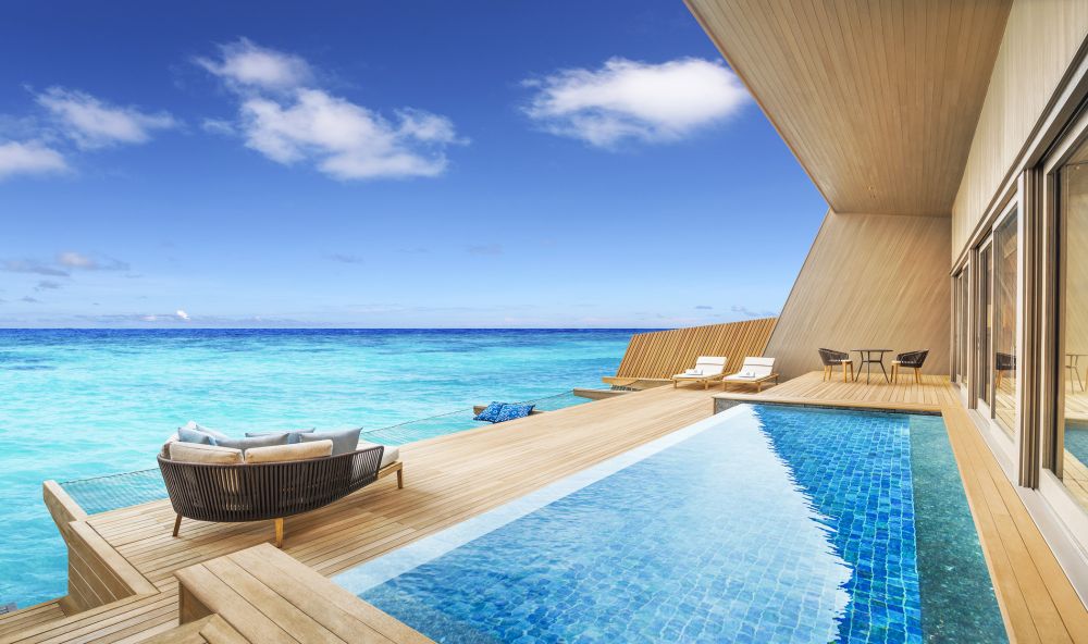 Sunset Overwater Villa with Pool, The St. Regis Maldives 5*