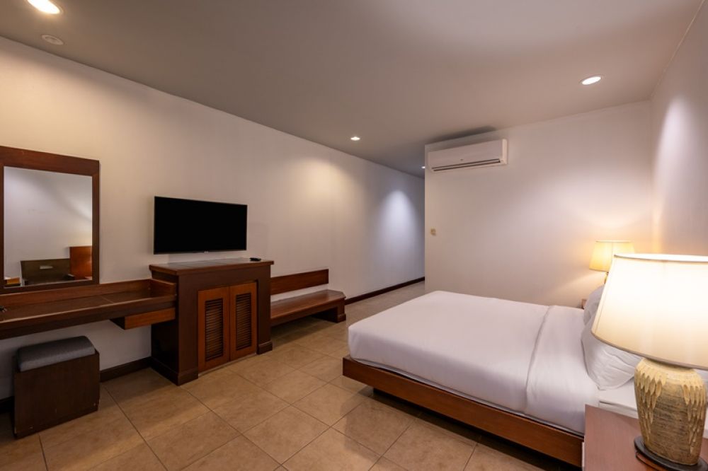 Deluxe Balcony, Rose Bay Resort 3*