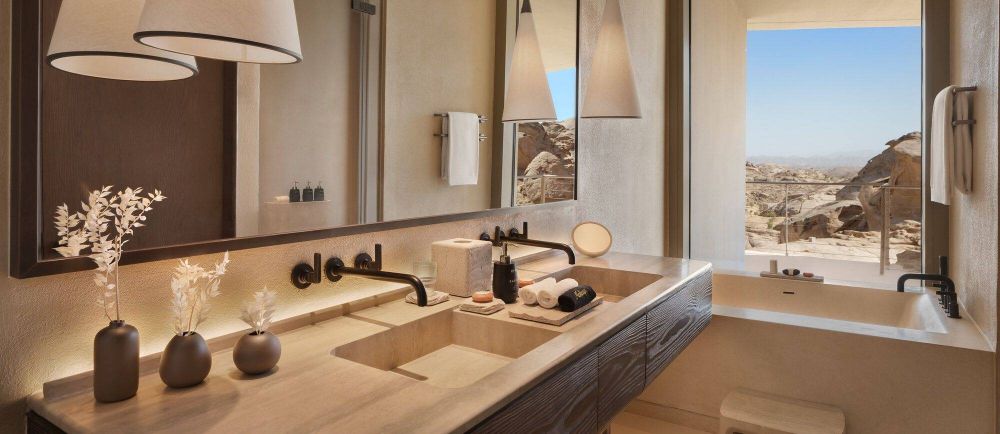 Two-Bedroom Cliff Hanging Villa, Desert Rock Resort 5*
