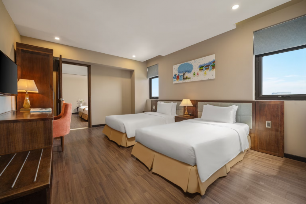 Deluxe Twin, Yarra Ocean Suites Danang 4*