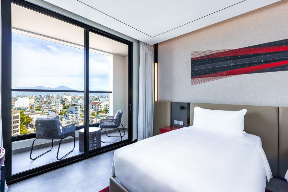 Superior Room, Radisson RED Danang 5*