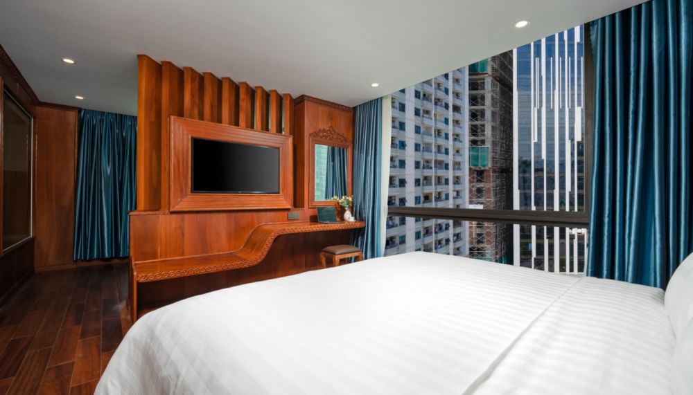 Monalisa Suite, Monalisa Luxury Hotel 3*