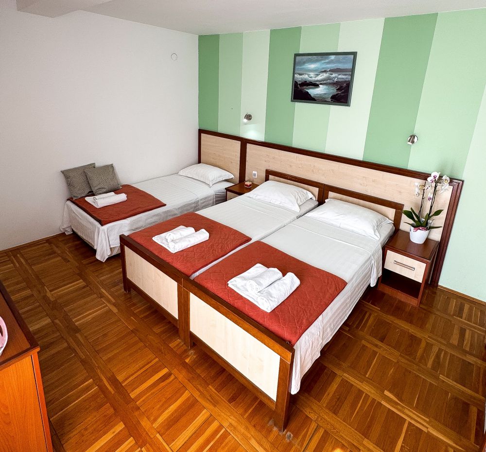 TRPL room, Harmonia Budva 3*
