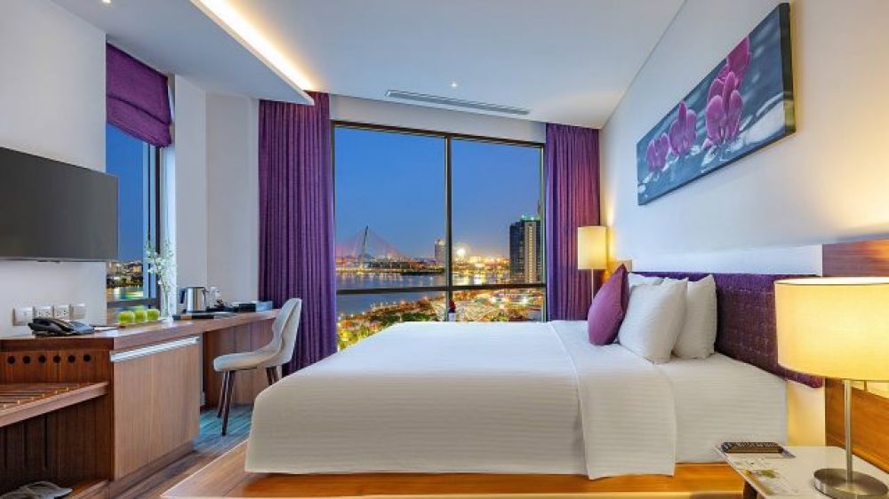 Deluxe River View, Vanda Hotel 4*