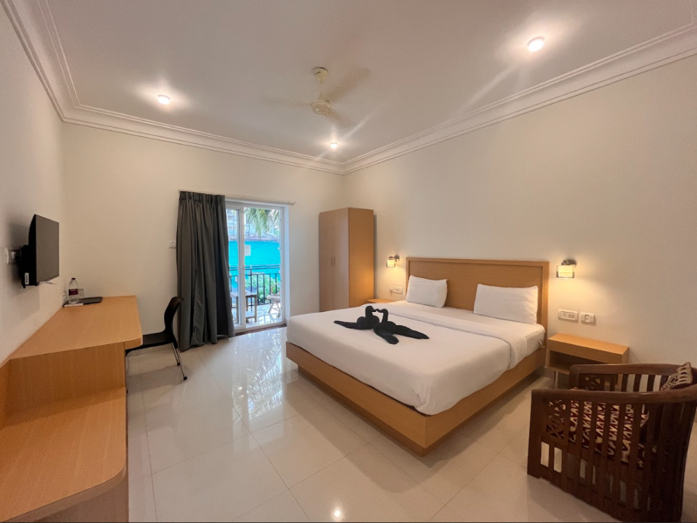 Deluxe, Morjim Sunset 3*