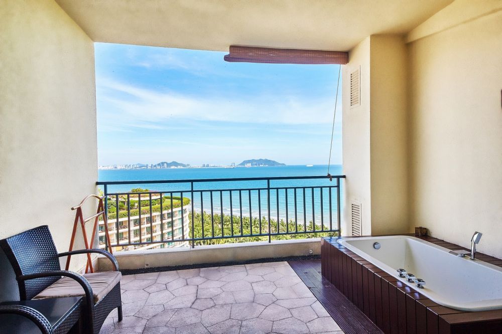 Elite Ocean View Suite, Ocean Sonic Resort Sanya 5*