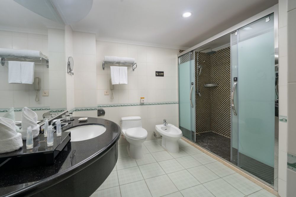 Deluxe Suite, Sanya Huayuan Hot Spring Seaview 4*