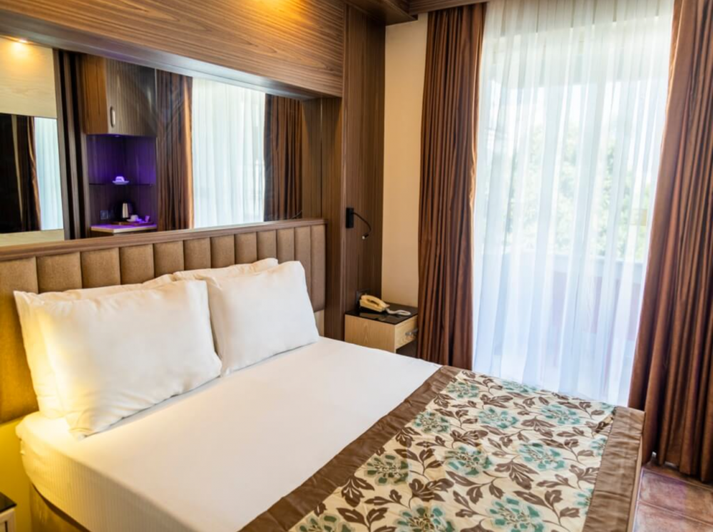 Standard Room, Fame Hotel 3*